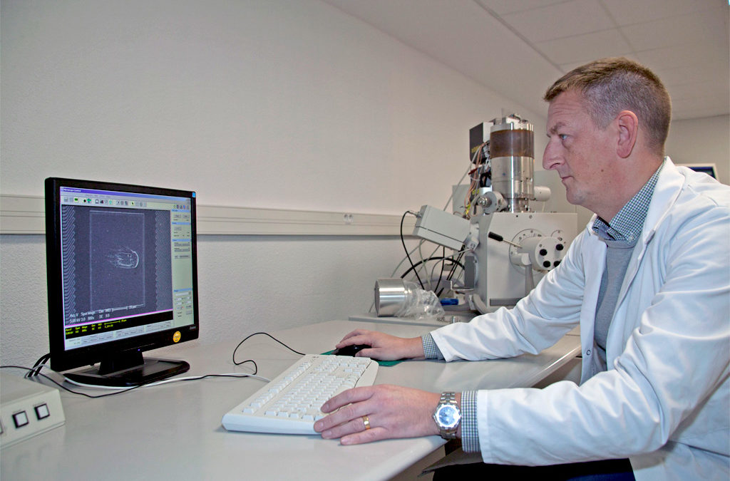 Texplained opens Nice lab for IC analysis